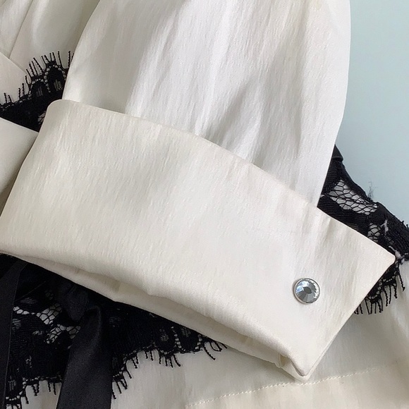 Tadashi Black & White lace trim v-neck 3/4 sleeve Evening blouse SZ 10 EUC - Picture 7 of 13